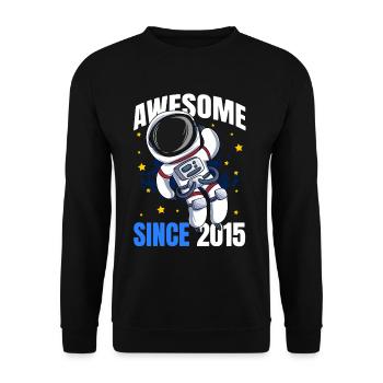 Genial seit 2015 - 8. Astronautengeburtstag - Unisex Pullover - Schwarz - Vorne - Alina (178cm) & Michal (187cm)