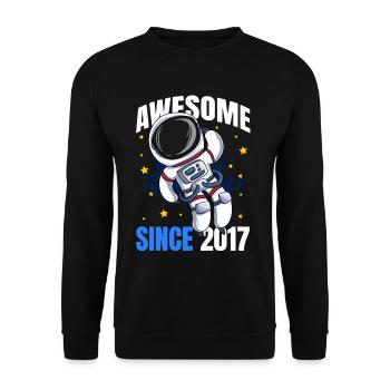 Génial depuis 2017 - 6ème anniversaire d’astronaute - Sweat-shirt Unisexe - noir - Devant - Alina (178cm) & Michal (187cm)