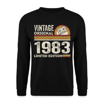 Vintage 1983 Cassette 1983 - 42nd Anniversary 1983 - Unisex Sweatshirt - black - Front - Alina (178cm) & Michal (187cm)