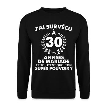 30 ans de mariage homme marié noces de perle - Sweat-shirt Unisexe - noir - Devant - Alina (178cm) & Michal (187cm)