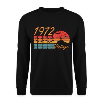 Vintage 1972 Deer Gift - Unisex Sweatshirt - black - Front - Alina (178cm) & Michal (187cm)