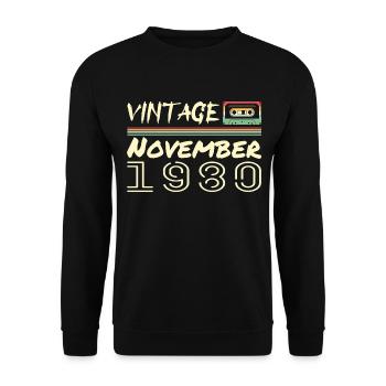 Legendary Since November 1980 - November 1980 - Unisex Sweatshirt - black - Front - Alina (178cm) & Michal (187cm)