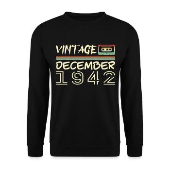 1942 December 1942 Jubilee December 1942 - Unisex Sweatshirt - black - Front - Alina (178cm) & Michal (187cm)