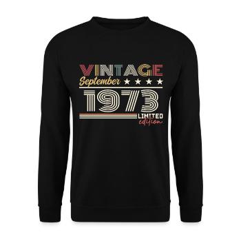 Vintage Septembre 1973 Septembre 1973 September - Unisex Sweatshirt - black - Front - Alina (178cm) & Michal (187cm)