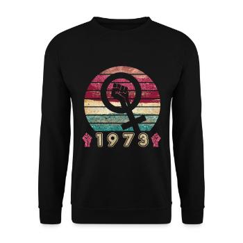 Pro Choice 1973 Frauenrechte - Unisex Pullover - Schwarz - Vorne - Alina (178cm) & Michal (187cm)