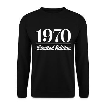 1970 Limited Edition - Unisex Pullover - Schwarz - Vorne - Alina (178cm) & Michal (187cm)