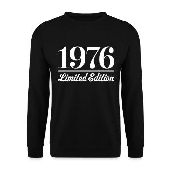 1976 Limited Edition - Unisex Sweatshirt - black - Front - Alina (178cm) & Michal (187cm)