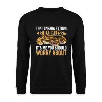 Banana Königspython - Unisex Sweatshirt - black - Front - Alina (178cm) & Michal (187cm)
