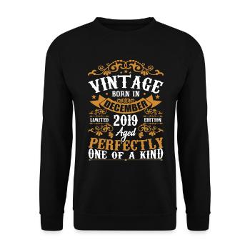 December 2019 Birthday Gift December 2019 - Unisex Sweatshirt - black - Front - Alina (178cm) & Michal (187cm)