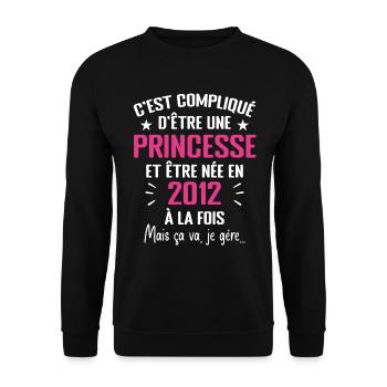 Princesse Née en 2012 - Cadeau D'anniversaire 2012 - Sweat-shirt Unisexe - noir - Devant - Alina (178cm) & Michal (187cm)