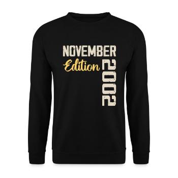 Born in November 2002 - Edition 2002 - Unisex Sweatshirt - black - Front - Alina (178cm) & Michal (187cm)