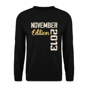 Born in November 2013 - Edition 2013 - Unisex Sweatshirt - black - Front - Alina (178cm) & Michal (187cm)