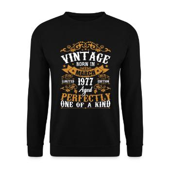 Les Légendes Sont Nées En Mars 1977 - Sweat-shirt Unisexe - noir - Devant - Alina (178cm) & Michal (187cm)