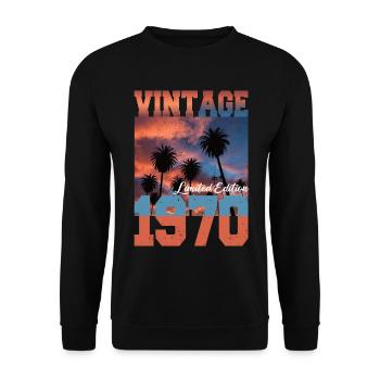 1970 Vintage Limited Edition Palmen Geboren 1970 - Unisex Pullover - Schwarz - Vorne - Alina (178cm) & Michal (187cm)