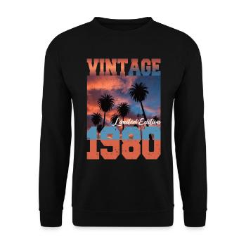 1980 Vintage Limited Edition Palmen Geboren 1980 - Unisex Pullover - Schwarz - Vorne - Alina (178cm) & Michal (187cm)
