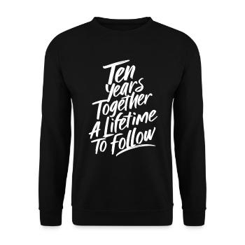 10 ans de vie commune, une vie - Sweat-shirt Unisexe - noir - Devant - Alina (178cm) & Michal (187cm)