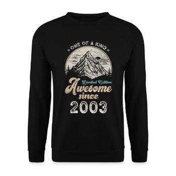 2003 Birthday Berge - Unisex Sweatshirt - black - Front - Alina (178cm) & Michal (187cm)