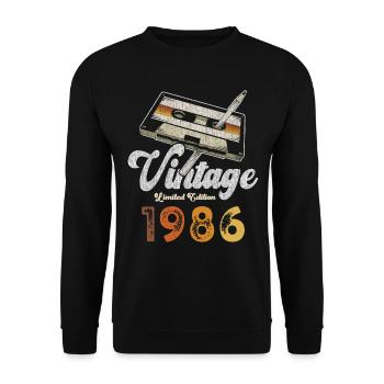 Vintage 1986 Geburtstag Kassette Bleistift - Unisex Pullover - Schwarz - Vorne - Alina (178cm) & Michal (187cm)