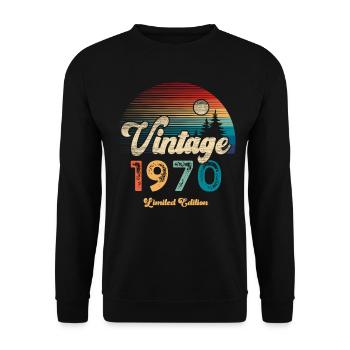 Vintage 1970's Birthday Retro - Unisex Sweatshirt - black - Front - Alina (178cm) & Michal (187cm)