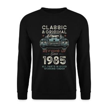 Born 1985 Birthday Classic Car - Unisex Sweatshirt - black - Front - Alina (178cm) & Michal (187cm)