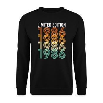 Vintage Limited Edition1986 Birthday Year of Birth - Unisex Sweatshirt - black - Front - Alina (178cm) & Michal (187cm)