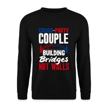United In Love Unity Patriotic American - Unisex Pullover - Schwarz - Vorne - Alina (178cm) & Michal (187cm)