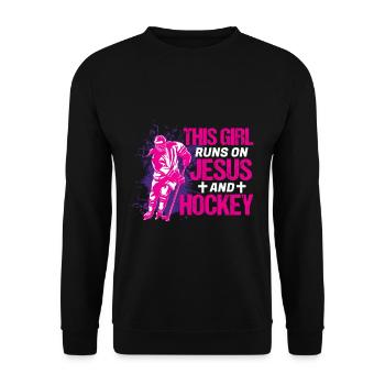 This Girl Runs On Jesus and Hockey - Unisex Pullover - Schwarz - Vorne - Alina (178cm) & Michal (187cm)
