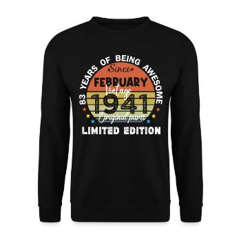 83 Years Old Made In 1941 Vintage February 1941 - Unisex Sweatshirt - black - Front - Alina (178cm) & Michal (187cm)