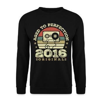 Idée Cadeau Anniversaire Vintage Original 2016 - Sweat-shirt Unisexe - noir - Devant - Alina (178cm) & Michal (187cm)