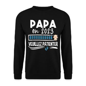 Papa 2023 Bébé Naissance Père Cadeau Humour - Sweat-shirt Unisexe - noir - Devant - Alina (178cm) & Michal (187cm)