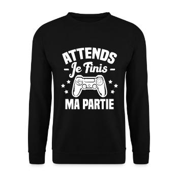 Attends je finis ma partie humour cadeau - Sweat-shirt Unisexe - noir - Devant - Alina (178cm) & Michal (187cm)