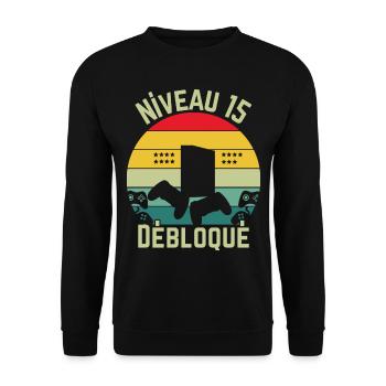 Level 15 freigeschaltet - Unisex Pullover - Schwarz - Vorne - Alina (178cm) & Michal (187cm)