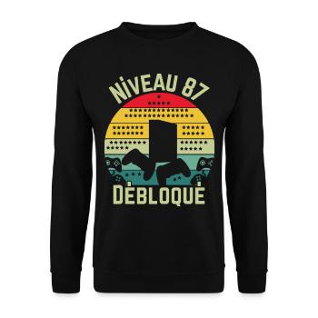 Level 87 Unlocked - Unisex Sweatshirt - black - Front - Alina (178cm) & Michal (187cm)