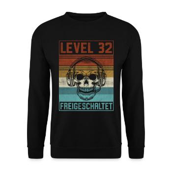 32. Geburtstag Gamer Level 32 Jahre - Unisex Pullover - Schwarz - Vorne - Alina (178cm) & Michal (187cm)