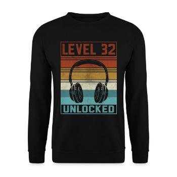 Gamer 32nd Birthday Gamer - Unisex Sweatshirt - black - Front - Alina (178cm) & Michal (187cm)
