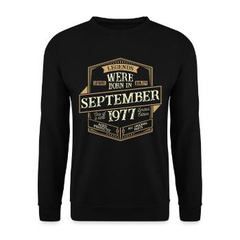 September 1977 Geburtstag Mann - Unisex Pullover - Schwarz - Vorne - Alina (178cm) & Michal (187cm)
