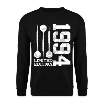 LIMITED EDITION 1994 DARTS 32. GEBURTSTAG - Unisex Pullover - Schwarz - Vorne - Alina (178cm) & Michal (187cm)