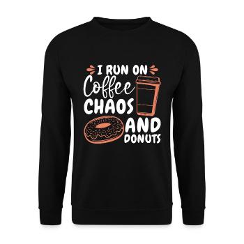 Coffee & Doughnuts I Run On Coffee Chaos Breakfast - Unisex Pullover - Schwarz - Vorne - Alina (178cm) & Michal (187cm)