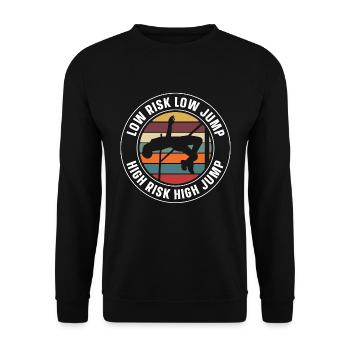 High Jump Low Risk Low Jump High Retro Pole Vault - Unisex Pullover - Schwarz - Vorne - Alina (178cm) & Michal (187cm)