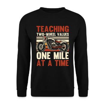 Motorrad Biker Motorbike Motorcycle Dad - Unisex Pullover - Schwarz - Vorne - Alina (178cm) & Michal (187cm)