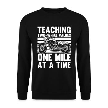 Motorrad Biker Motorbike Motorcycle Dad - Unisex Pullover - Schwarz - Vorne - Alina (178cm) & Michal (187cm)