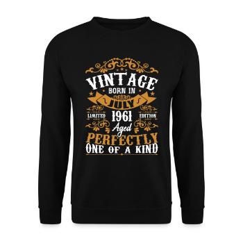 Born in July 1961 Birthday Gift July 1961 - Unisex Sweatshirt - black - Front - Alina (178cm) & Michal (187cm)