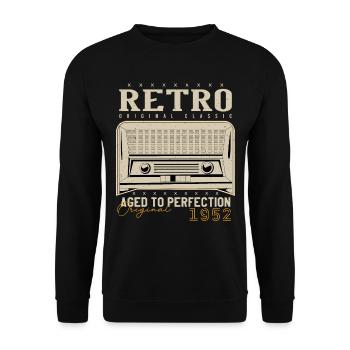 Retro 1952 Geburtstagsgeschenk 1952 Jahrgang 1952 - Unisex Pullover - Schwarz - Vorne - Alina (178cm) & Michal (187cm)
