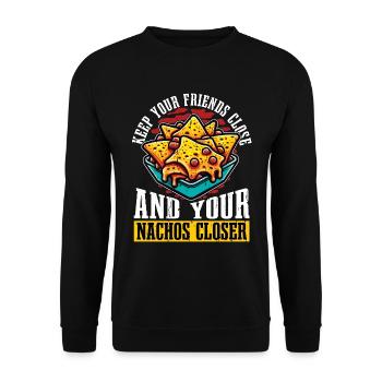 Nachos Keep Your Friends Close And Tortilla Chips - Unisex Pullover - Schwarz - Vorne - Alina (178cm) & Michal (187cm)