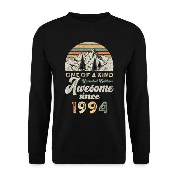 1994 Birthday Berge - Unisex Sweatshirt - black - Front - Alina (178cm) & Michal (187cm)