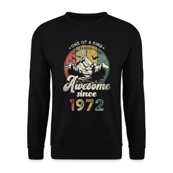 1972 Birthday Berge - Unisex Sweatshirt - black - Front - Alina (178cm) & Michal (187cm)