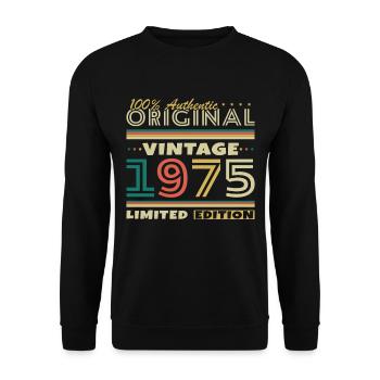 1975 Vintage Retro Geburtstagsgeschenk - Unisex Pullover - Schwarz - Vorne - Alina (178cm) & Michal (187cm)
