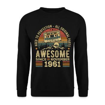 Awesome Since November 1961 Gift November 1961 - Unisex Sweatshirt - black - Front - Alina (178cm) & Michal (187cm)