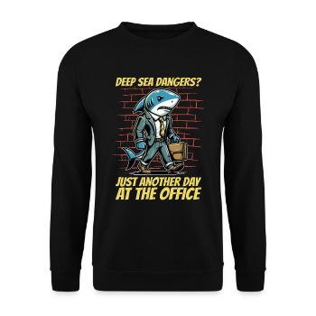 Chasse au requin Dangers des grands fonds marins Chasse aux fossiles - Sweat-shirt Unisexe - noir - Devant - Alina (178cm) & Michal (187cm)