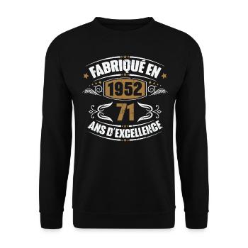 Birthday Gift 71 years, Made in 1952 - Unisex Sweatshirt - black - Front - Alina (178cm) & Michal (187cm)